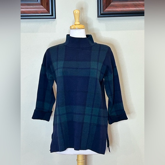 Tahari Tops - Tahari | Size Medium Navy/Green Plaid Top